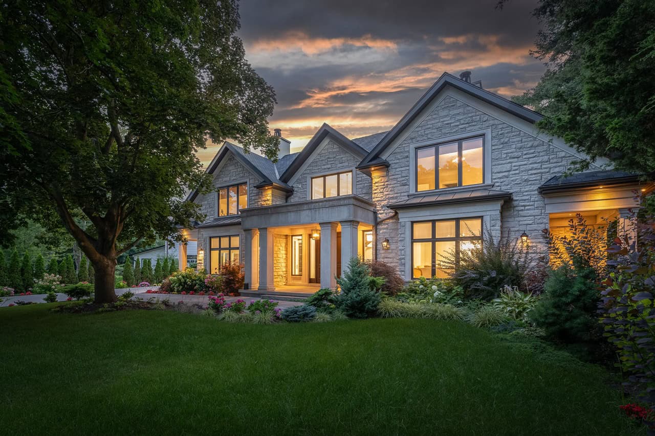 House of the Week: Luxurious custom-designed home in a prestigious area of Mississauga, listed by Sam McDadi Real Estate Inc. Brokerage